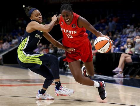 wnba point spreads